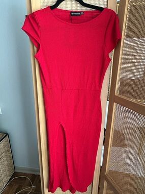 Petite Studio Bright Red Ribbed Midi Dress with Front Slit